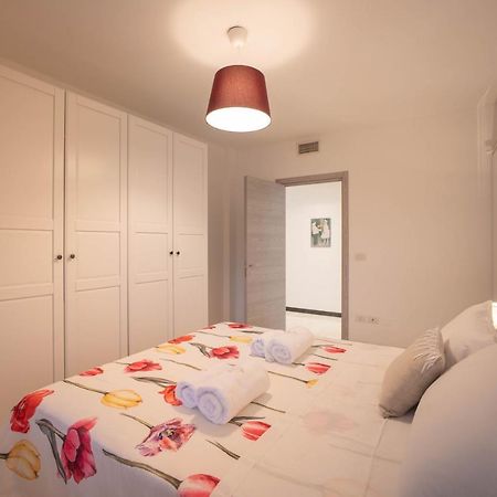Wepuglia - Sunflower House Монополи Экстерьер фото